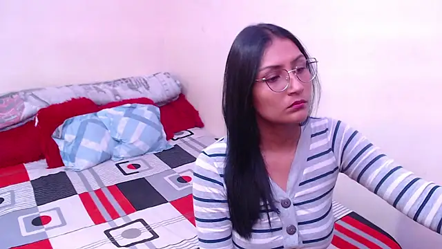 Snapshot of leah-666 chatting on 17, 12, 2025 leah-666 online show from 17, 12, 2025