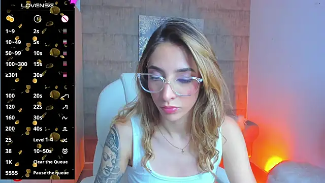 Snapshot of barbie_scoth_ chatting on 1, 2, 2025 barbie scoth online show from 1, 2, 2025