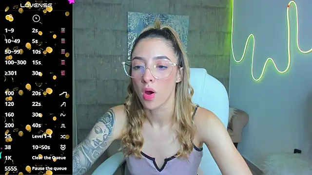 Snapshot of barbie_scoth_ chatting on 1, 3, 2025 barbie scoth online show from 1, 3, 2025