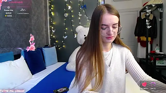 KateJonson online show from 13, 11, 2025