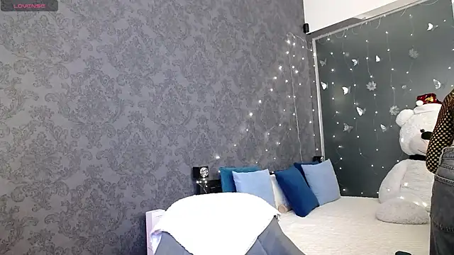 Snapshot of KateJonson chatting on 6, 1, 2026 KateJonson online show from 6, 1, 2026