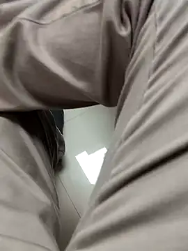 Snapshot of Desi_Londa_143 chatting on 19, 2, 2025 Desi Londa 143 online show from 19, 2, 2025