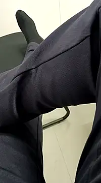 Snapshot of Desi_Londa_143 chatting on 3, 3, 2025 Desi Londa 143 online show from 3, 3, 2025