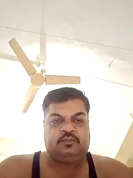 Snapshot of Desi_Londa_143 chatting on 3, 3, 2025 Desi Londa 143 online show from 3, 3, 2025