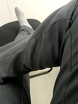 Snapshot of Desi_Londa_143 chatting on 5, 3, 2025 Desi Londa 143 online show from 5, 3, 2025