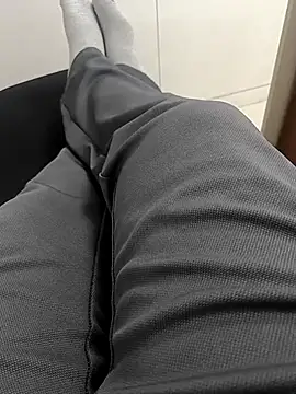 Snapshot of Desi_Londa_143 chatting on 5, 3, 2025 Desi Londa 143 online show from 5, 3, 2025