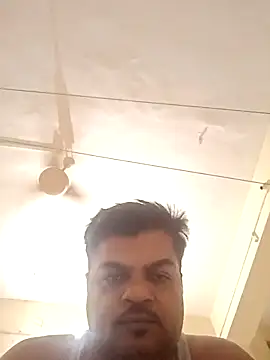 Snapshot of Desi_Londa_143 chatting on 7, 3, 2025 Desi Londa 143 online show from 7, 3, 2025