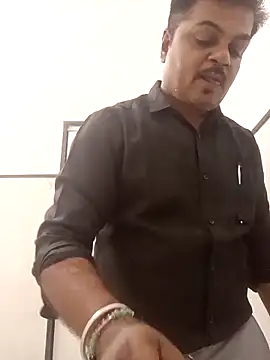 Snapshot of Desi_Londa_143 chatting on 7, 3, 2025 Desi Londa 143 online show from 7, 3, 2025