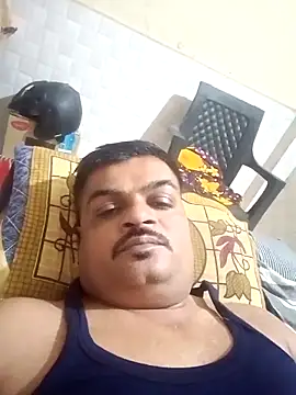 Snapshot of Desi_Londa_143 chatting on 10, 3, 2025 Desi Londa 143 online show from 10, 3, 2025