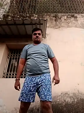 Snapshot of Desi_Londa_143 chatting on 19, 3, 2025 Desi Londa 143 online show from 19, 3, 2025