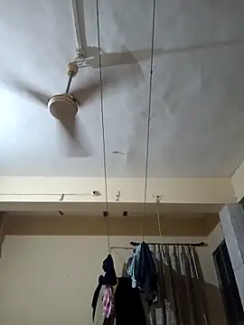 Snapshot of Desi_Londa_143 chatting on 20, 3, 2025 Desi Londa 143 online show from 20, 3, 2025