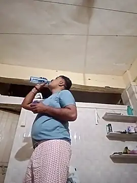 Snapshot of Desi_Londa_143 chatting on 21, 3, 2025 Desi Londa 143 online show from 21, 3, 2025