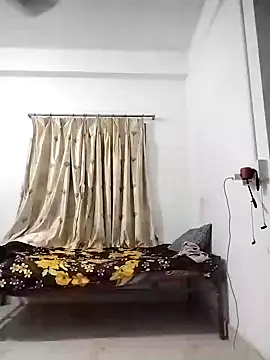 Snapshot of Desi_Londa_143 chatting on 15, 10, 2025 Desi Londa 143 online show from 15, 10, 2025