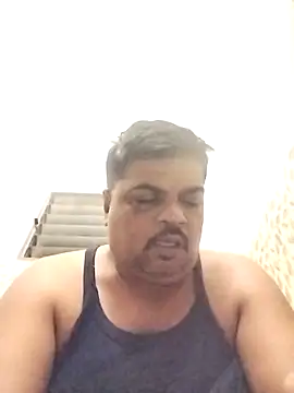 Snapshot of Desi_Londa_143 chatting on 17, 10, 2025 Desi Londa 143 online show from 17, 10, 2025