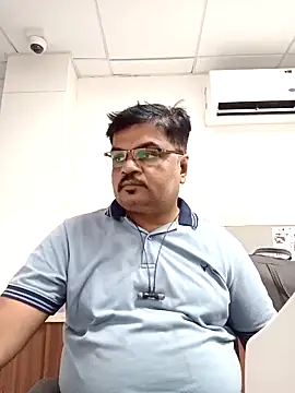 Snapshot of Desi_Londa_143 chatting on 18, 10, 2025 Desi Londa 143 online show from 18, 10, 2025