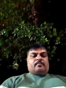 Snapshot of Desi_Londa_143 chatting on 20, 10, 2025 Desi Londa 143 online show from 20, 10, 2025