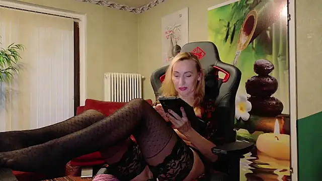 HotLana69 online show from 19, 10, 2025