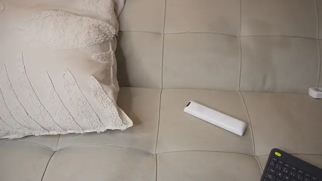 bunnycuteshy online show from 14, 4, 2026