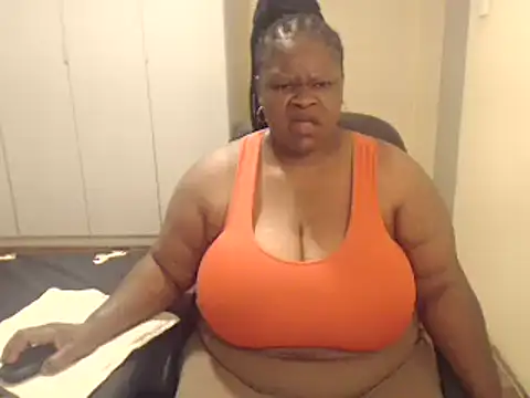 Snapshot of sweetnoziexx chatting on 31, 1, 2025 sweetnoziexx online show from 31, 1, 2025