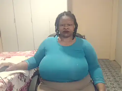 sweetnoziexx online show from 4, 12, 2025