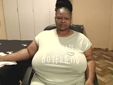 Snapshot of sweetnoziexx chatting on 15, 6, 2026 sweetnoziexx online show from 15, 6, 2026