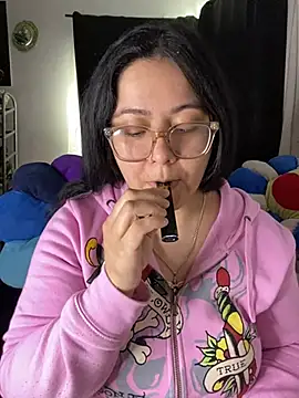 MsConejitaa online show from 15, 3, 2025