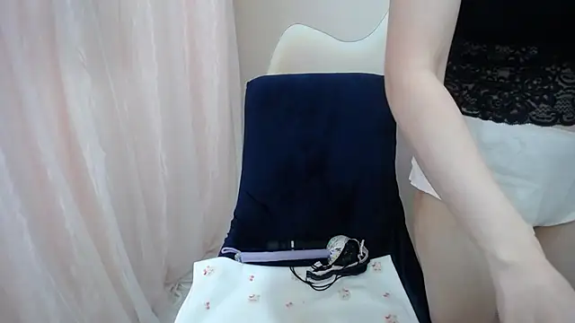 Snapshot of Leiershery chatting on 19, 10, 2025 Leiershery online show from 19, 10, 2025