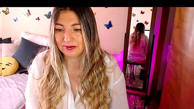 Jolie-Mature online show from 14, 9, 2025