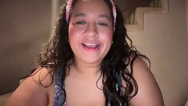 Big boobs lau  online show from 4, 10, 2025