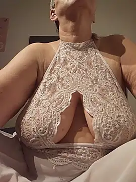 milfchantal4 online show from 8, 2, 2026