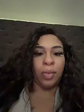 Snapshot of mellowyelloo chatting on 7, 8, 2026 mellowyelloo online show from 7, 8, 2026