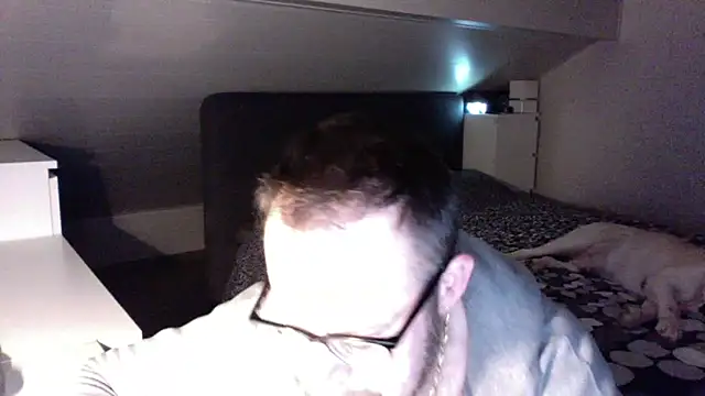 Snapshot of FABIOGLASSES chatting on 29, 12, 2024 FABIOGLASSES online show from 29, 12, 2024