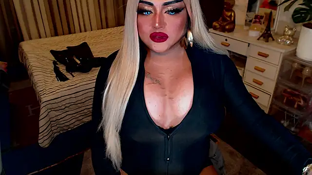 Snapshot of TiffanyWolf chatting on 17, 9, 2025 TiffanyWolf online show from 17, 9, 2025