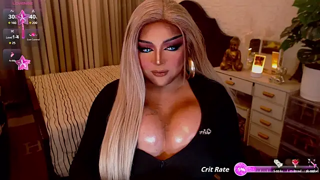 Snapshot of TiffanyWolf chatting on 7, 10, 2025 TiffanyWolf online show from 7, 10, 2025