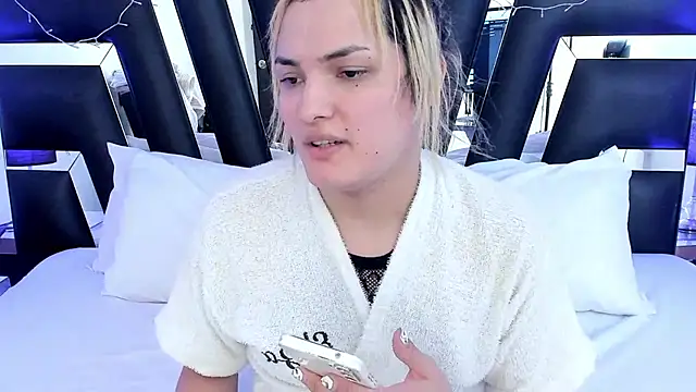 Snapshot of katya_kozlov chatting on 2, 3, 2025 katya kozlov online show from 2, 3, 2025