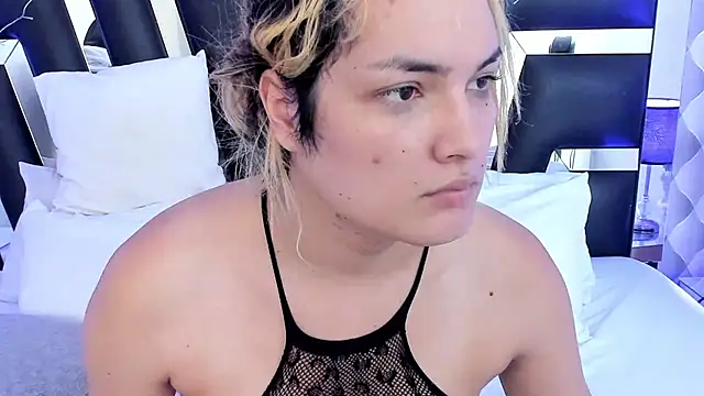 Snapshot of katya_kozlov chatting on 3, 3, 2025 katya kozlov online show from 3, 3, 2025