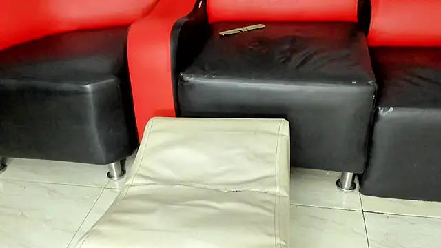 Snapshot of fuckand_lick chatting on 27, 2, 2025 fuckand lick online show from 27, 2, 2025