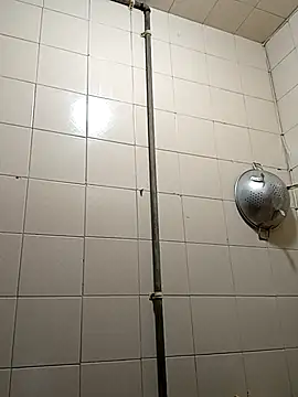 kelly dirty  online show from 9, 9, 2025