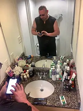 Littledick007007 online show from 25, 5, 2026