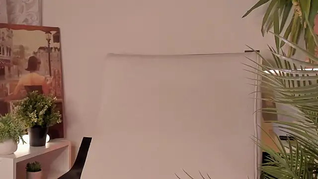 Snapshot of Ana_Peachy_ chatting on 4, 3, 2025 Ana Peachy  online show from 4, 3, 2025