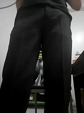 Snapshot of ksshp9502 chatting on 18, 11, 2025 ksshp9502 online show from 18, 11, 2025