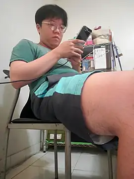 Snapshot of ksshp9502 chatting on 24, 11, 2025 ksshp9502 online show from 24, 11, 2025