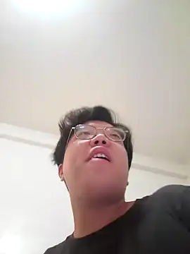 Snapshot of ksshp9502 chatting on 27, 11, 2025 ksshp9502 online show from 27, 11, 2025