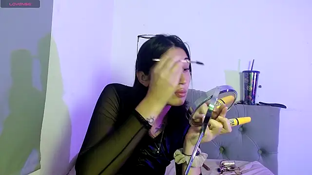 Red-moon1 online show from 21, 10, 2025