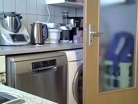 dragon77chelsi online show from 1, 12, 2025