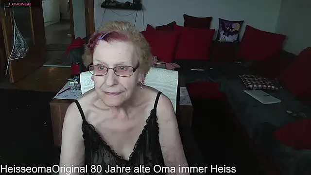 HeisseomaOriginal online show from 11, 3, 2025