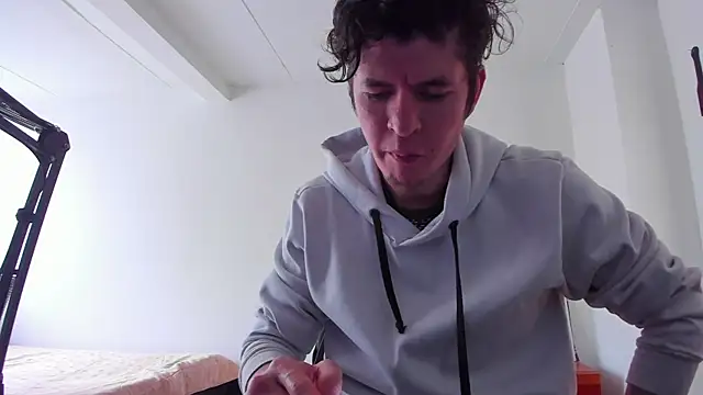 Headhunterdz online show from 15, 4, 2026