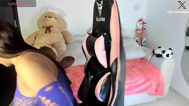 eval lee18 online show from 20, 12, 2024