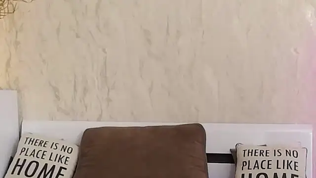 Mila Anders online show from 9, 2, 2025