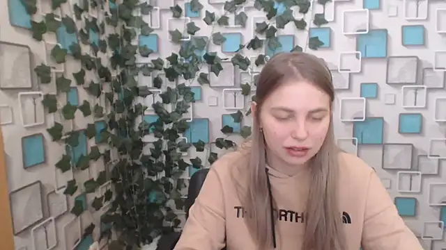 Snapshot of klerkarina chatting on 24, 2, 2025 klerkarina online show from 24, 2, 2025